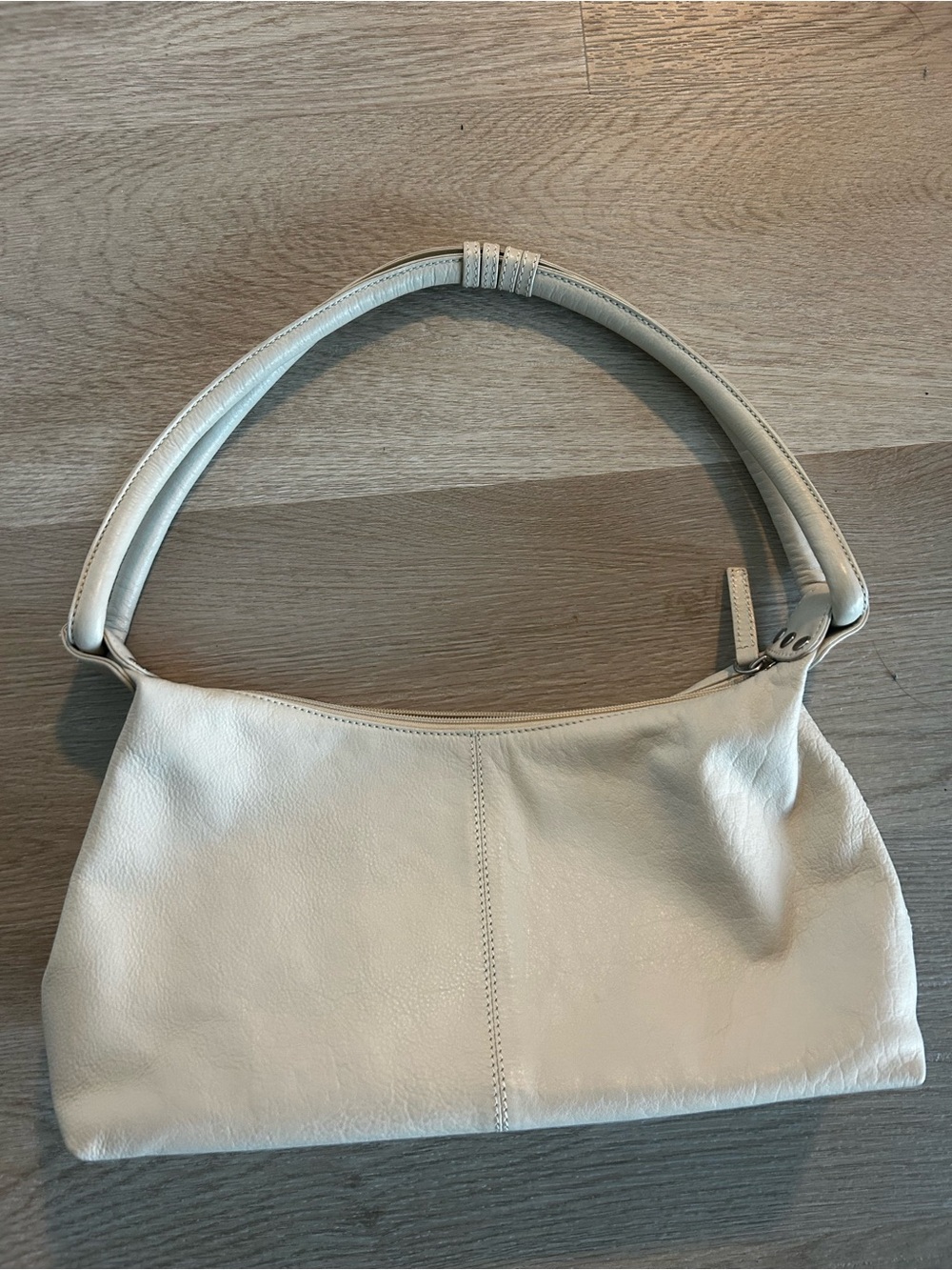 Y2K Vintage Cream Leather Shoulder Bag
